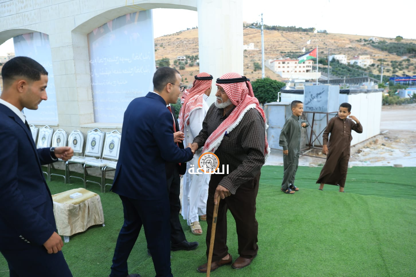 Madar Al-Saa Images 0.4996188544439415