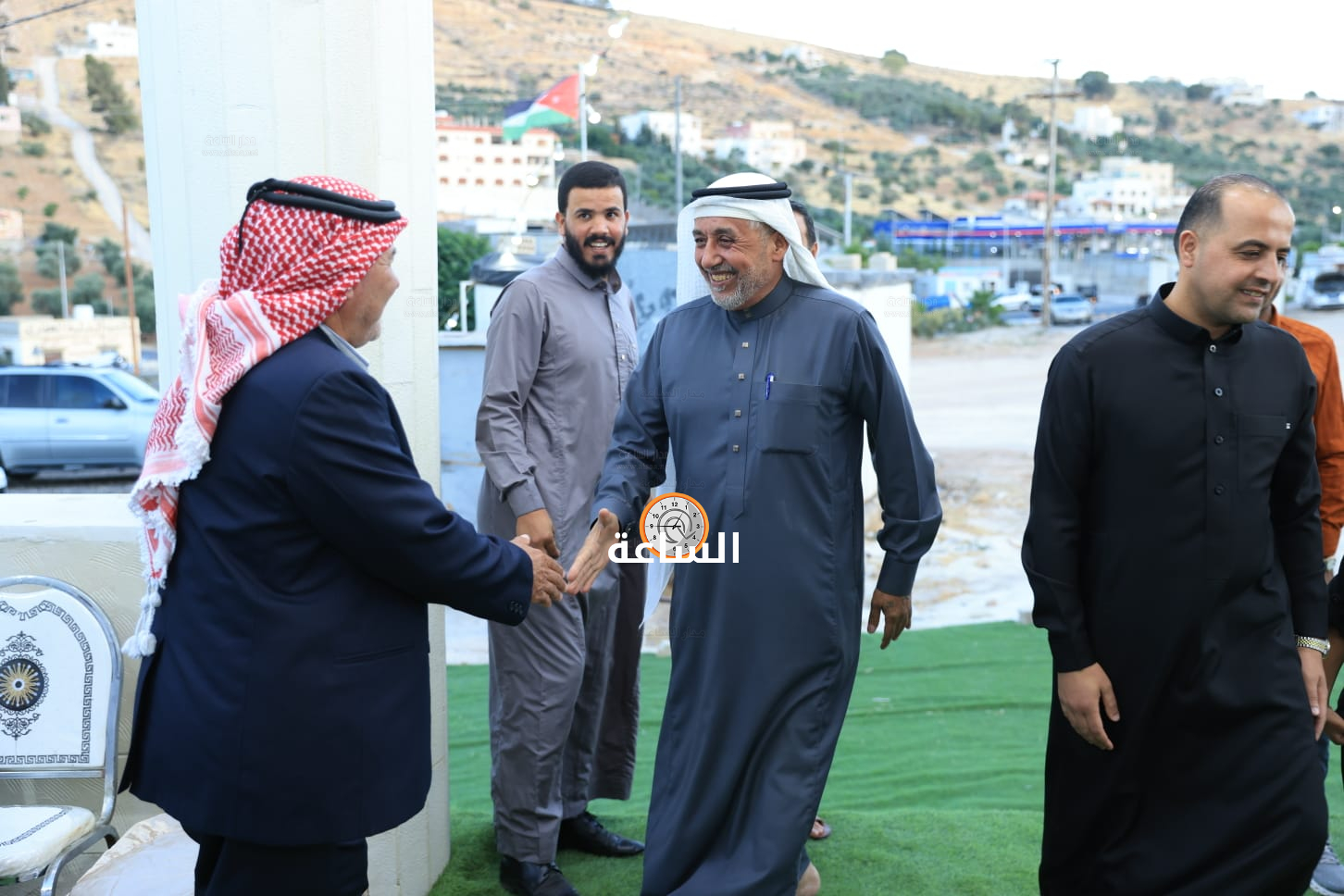 Madar Al-Saa Images 0.20571992896635494