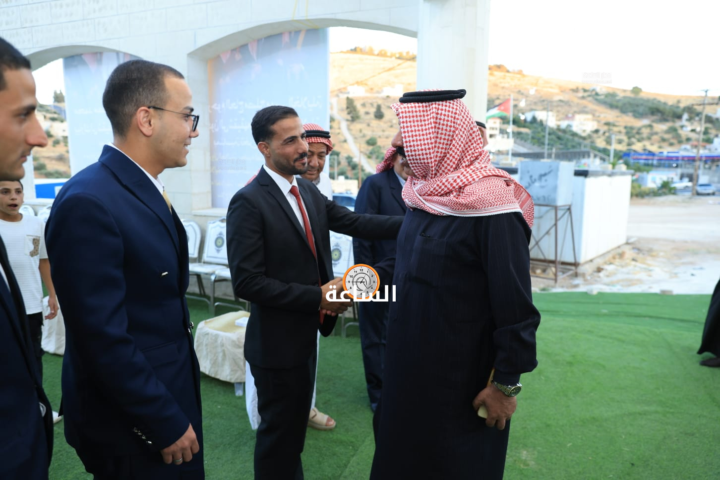 Madar Al-Saa Images 0.9312959554843148