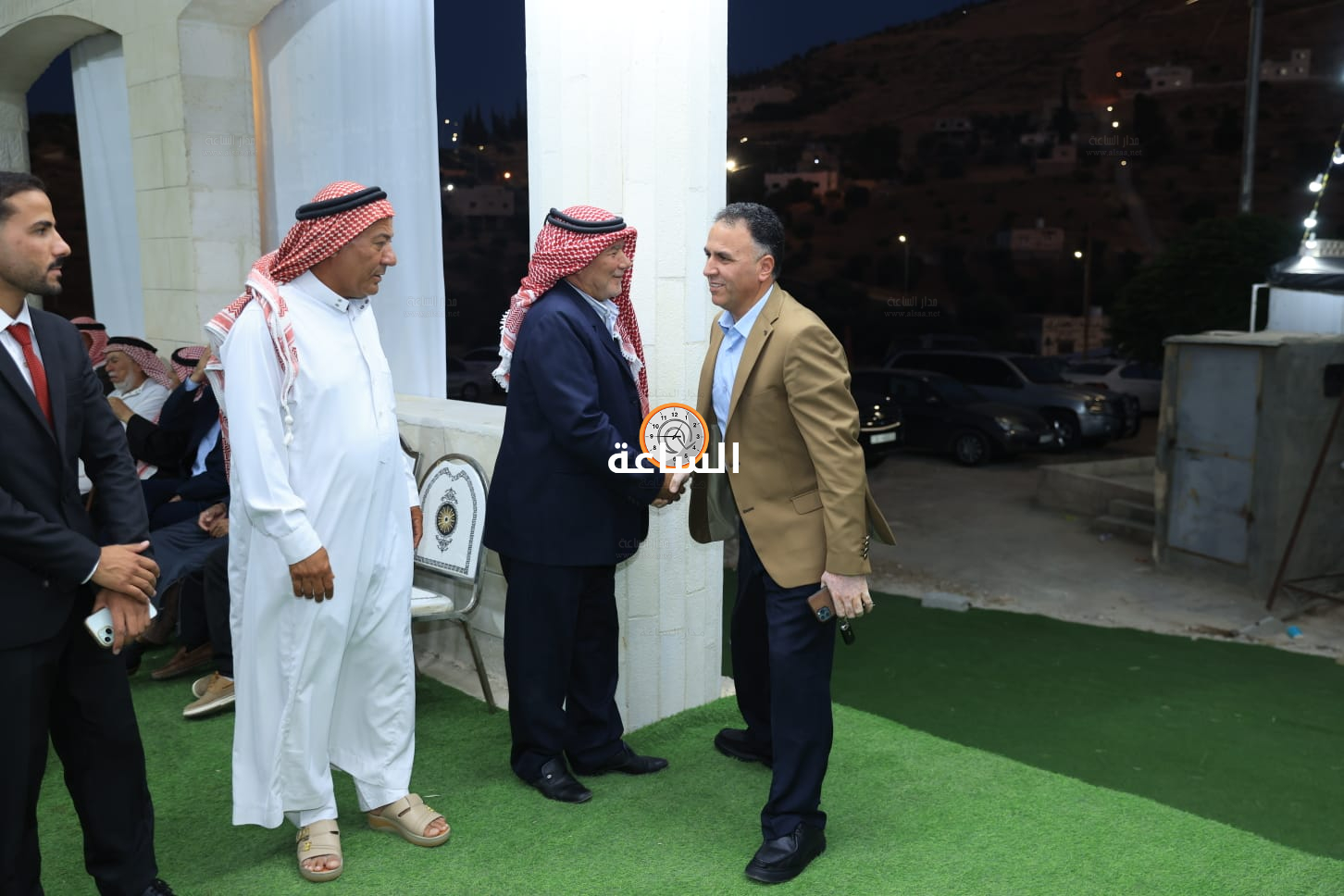 Madar Al-Saa Images 0.7081143012500295
