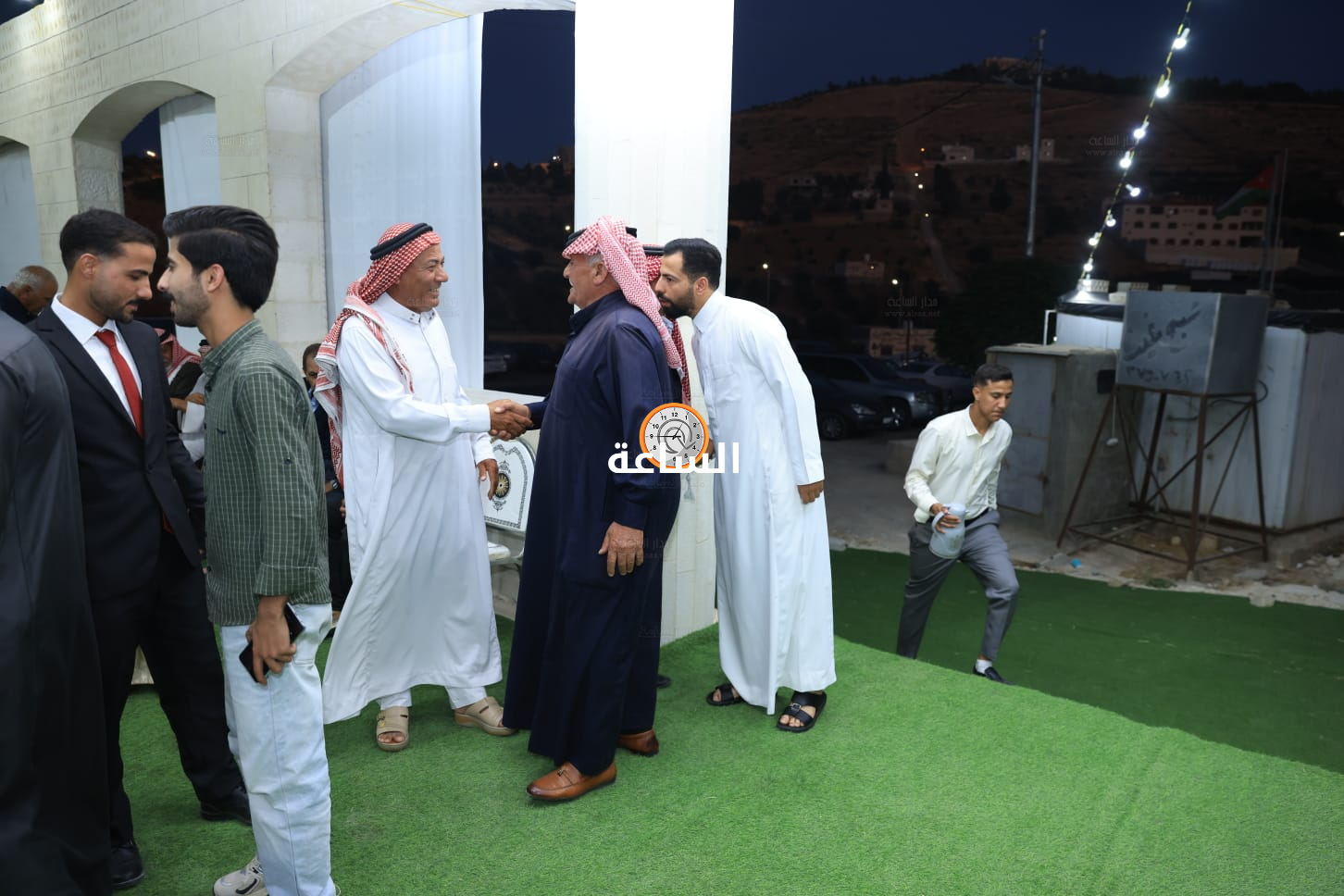 Madar Al-Saa Images 0.427192896704641