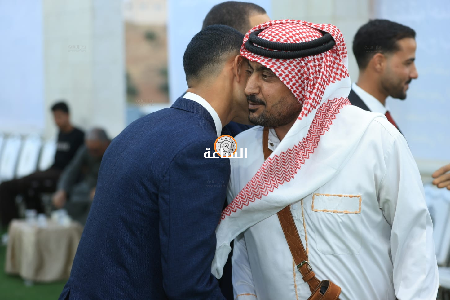 Madar Al-Saa Images 0.9045360103249886