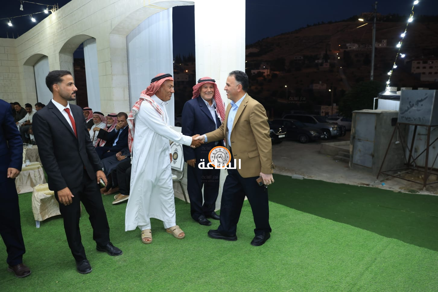 Madar Al-Saa Images 0.08346556930895022
