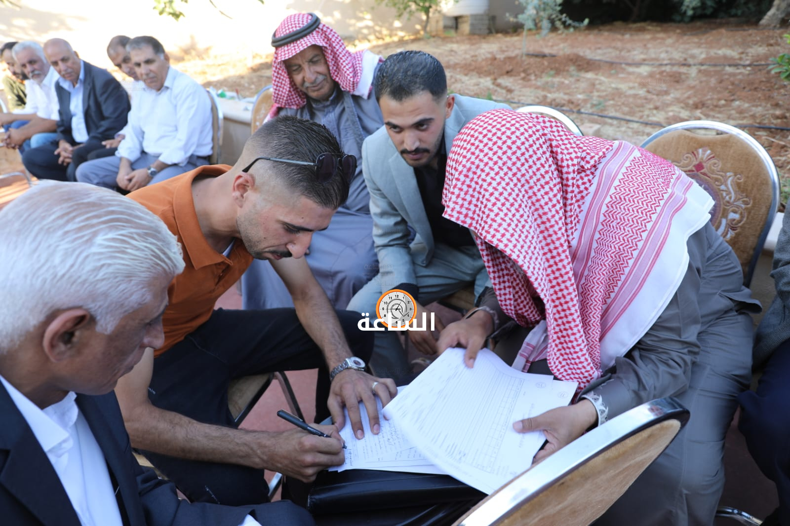 Madar Al-Saa Images 0.834682608032522