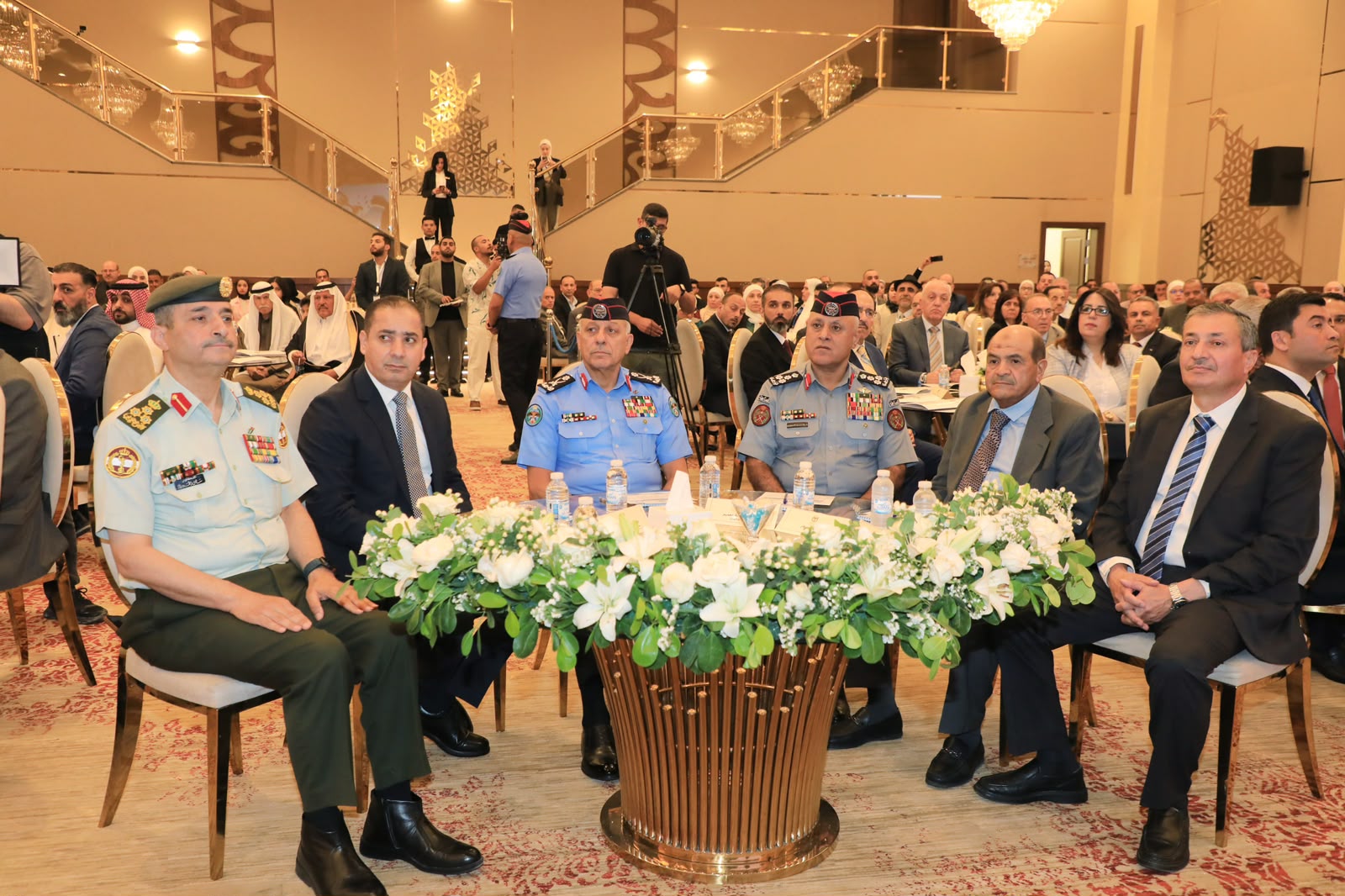 Madar Al-Saa Images 0.05107631493392051