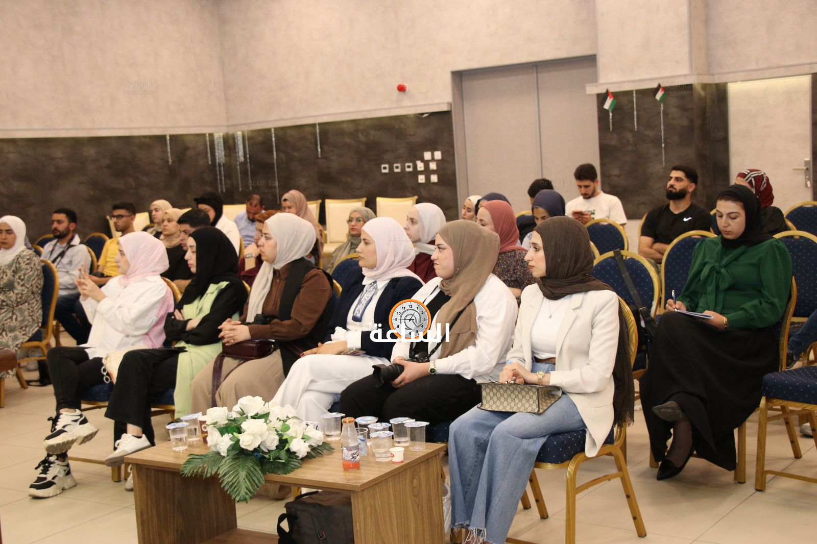 Madar Al-Saa Images 0.9523370136060809