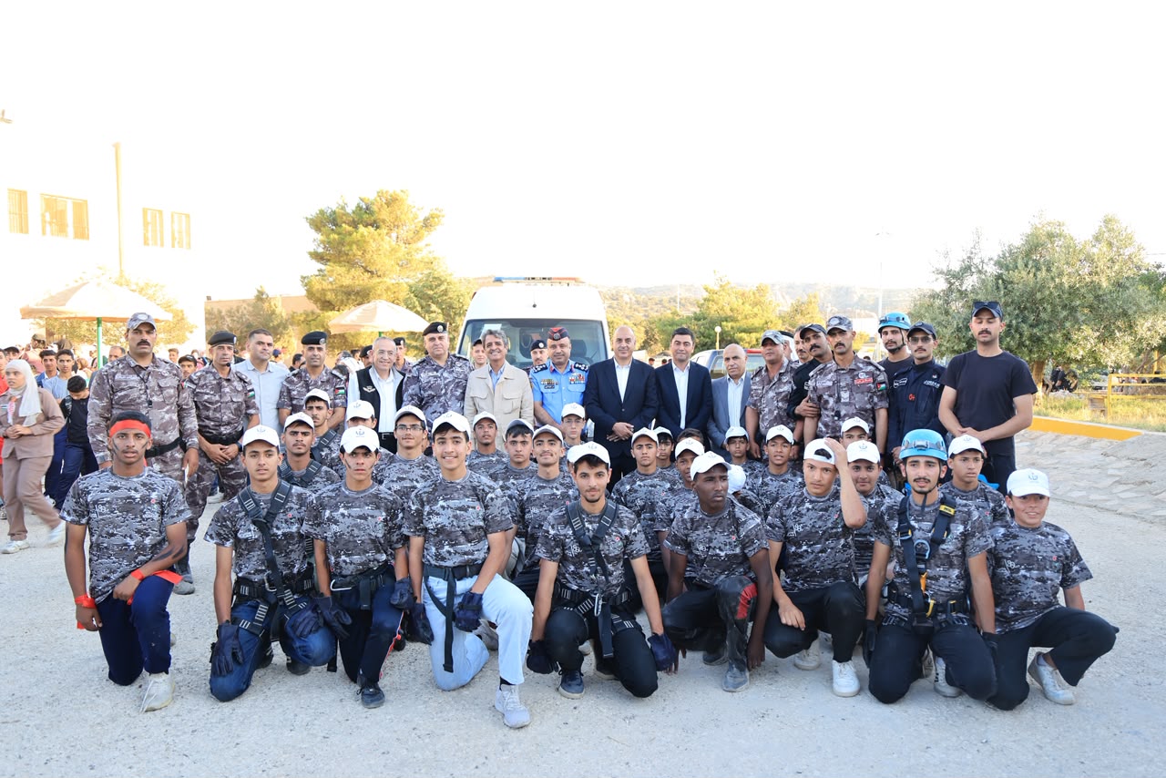 Madar Al-Saa Images 0.7352818252640063