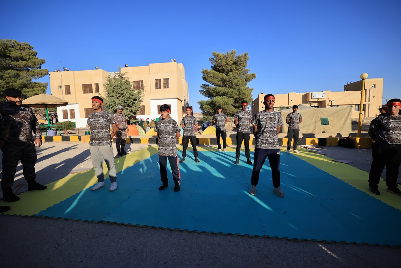 Madar Al-Saa Images 0.028010189362236537