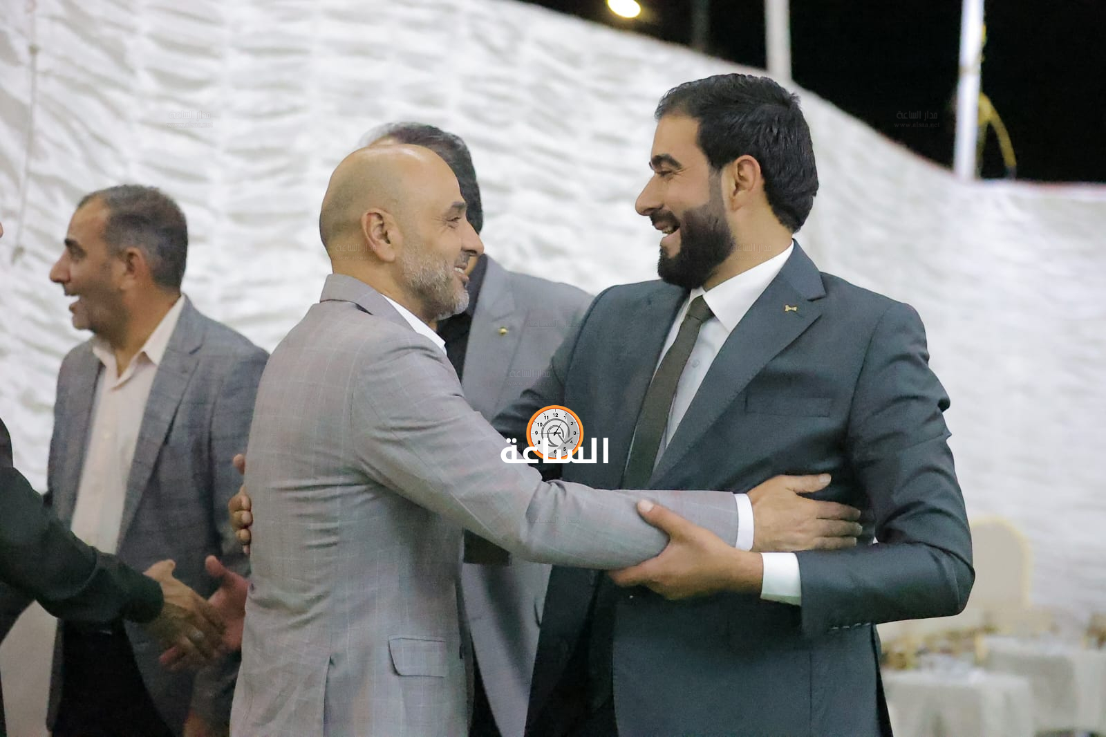 Madar Al-Saa Images 0.23515647475204515