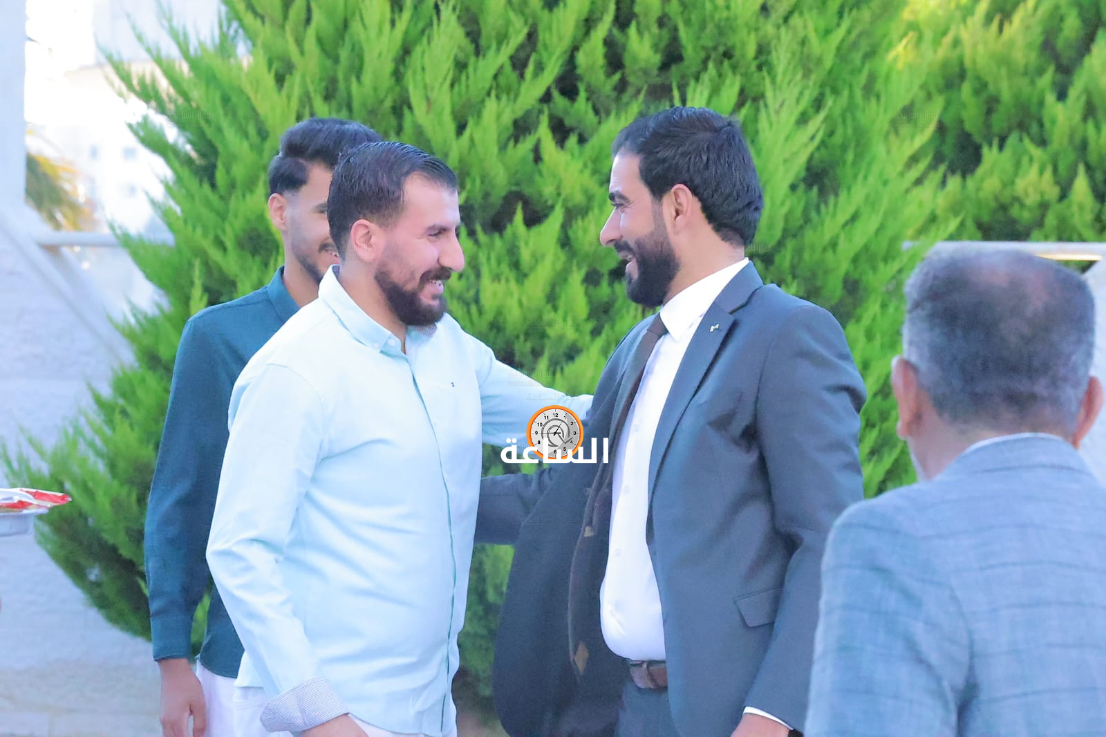 Madar Al-Saa Images 0.8074797944949121