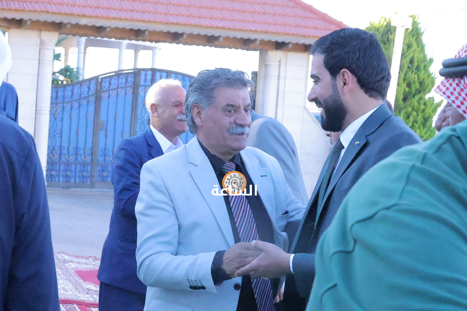 Madar Al-Saa Images 0.1481309350360024