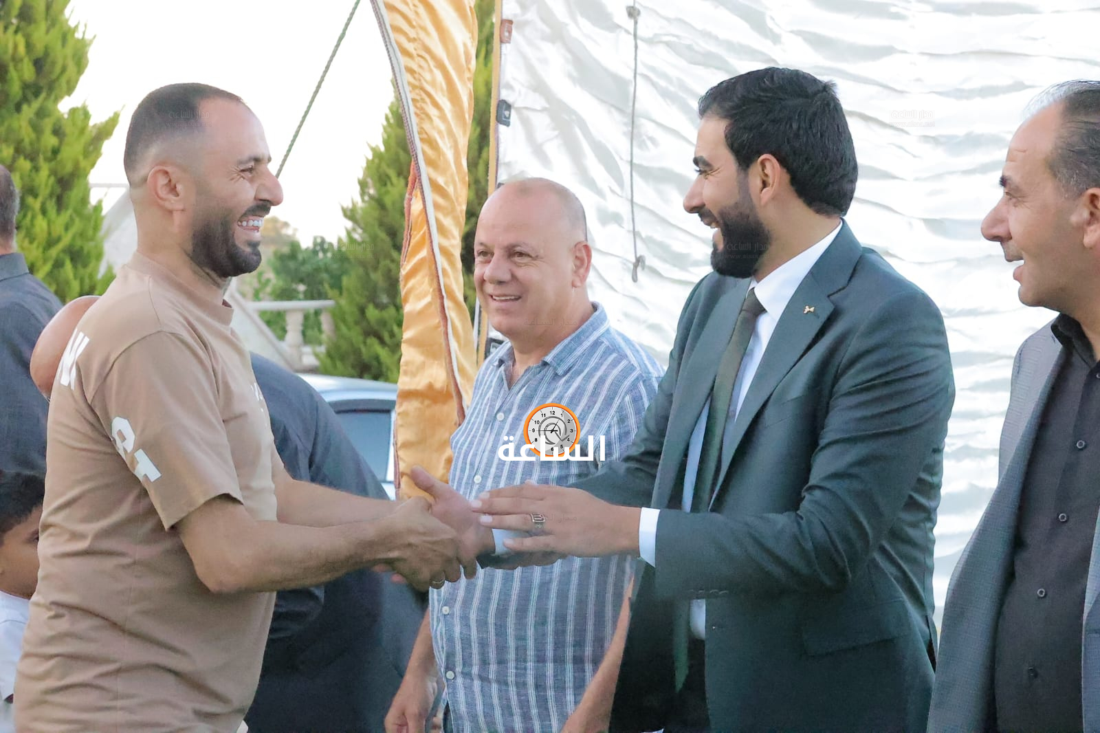 Madar Al-Saa Images 0.3359412227857035