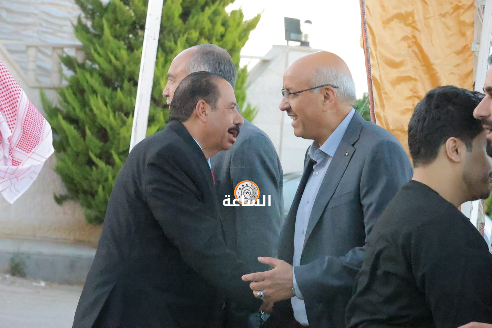 Madar Al-Saa Images 0.03938097045011202
