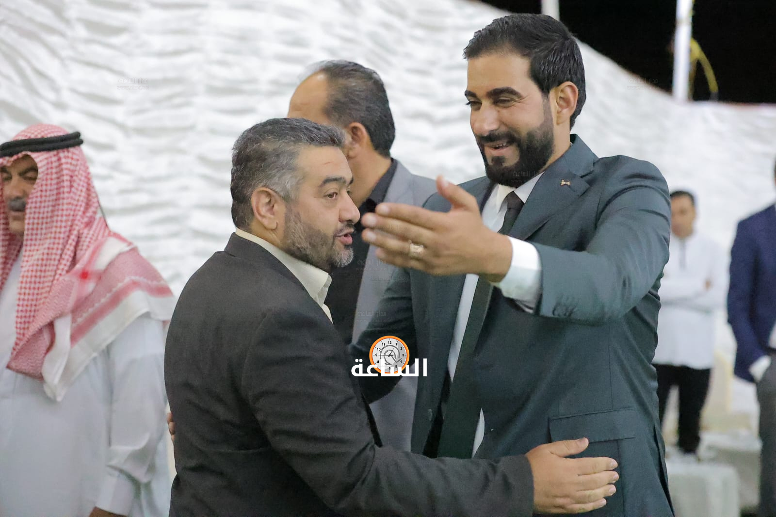 Madar Al-Saa Images 0.9111488446255683