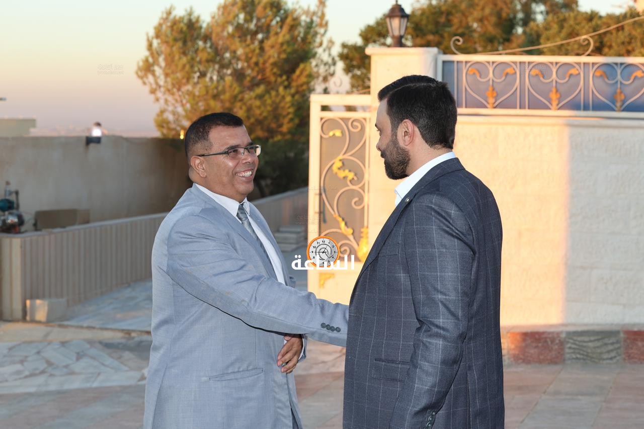 Madar Al-Saa Images 0.05623963474401328