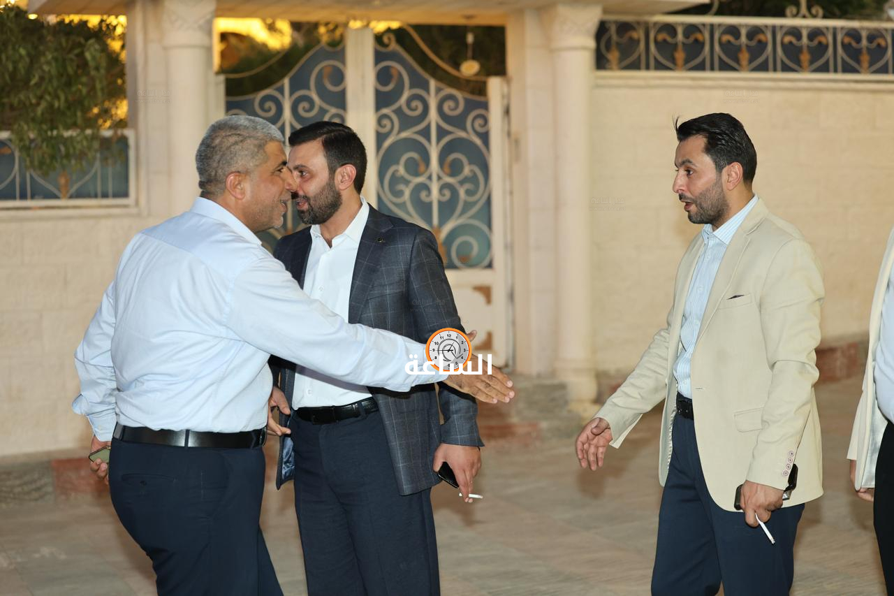 Madar Al-Saa Images 0.8189624772216151