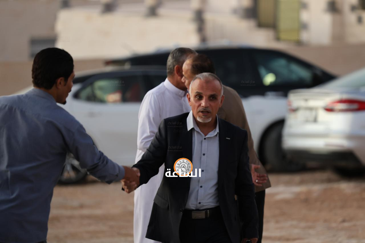 Madar Al-Saa Images 0.3534928855344077