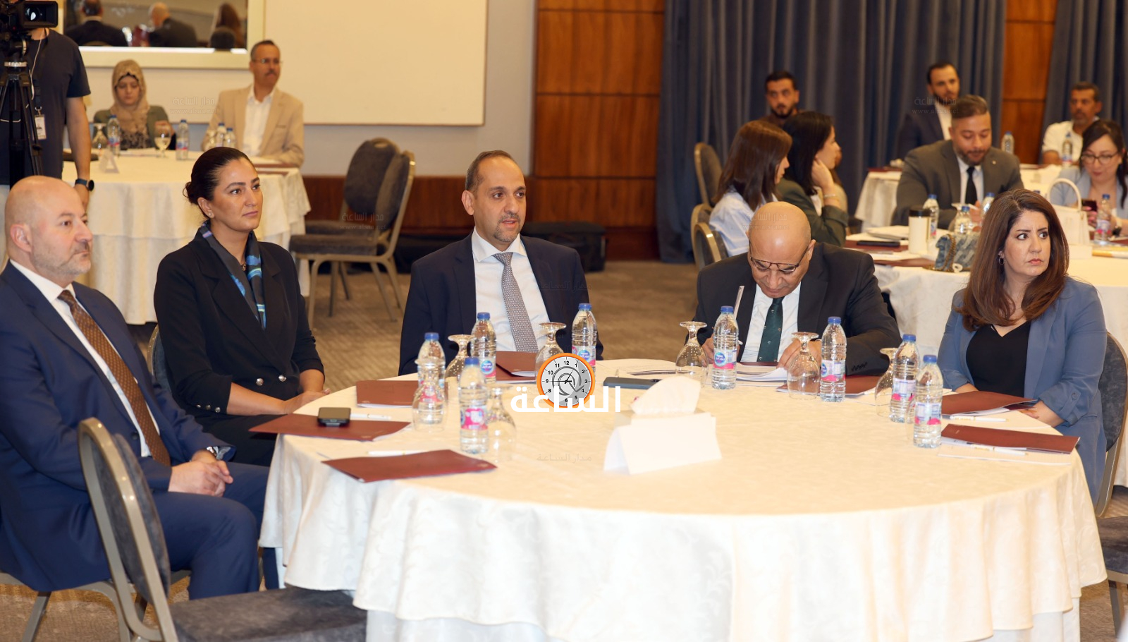 Madar Al-Saa Images 0.13635683989658032