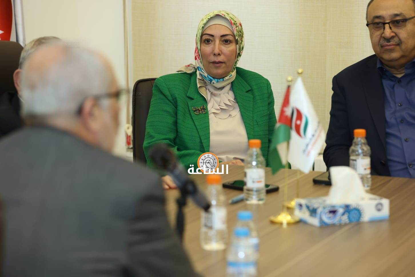 Madar Al-Saa Images 0.17130278341784733