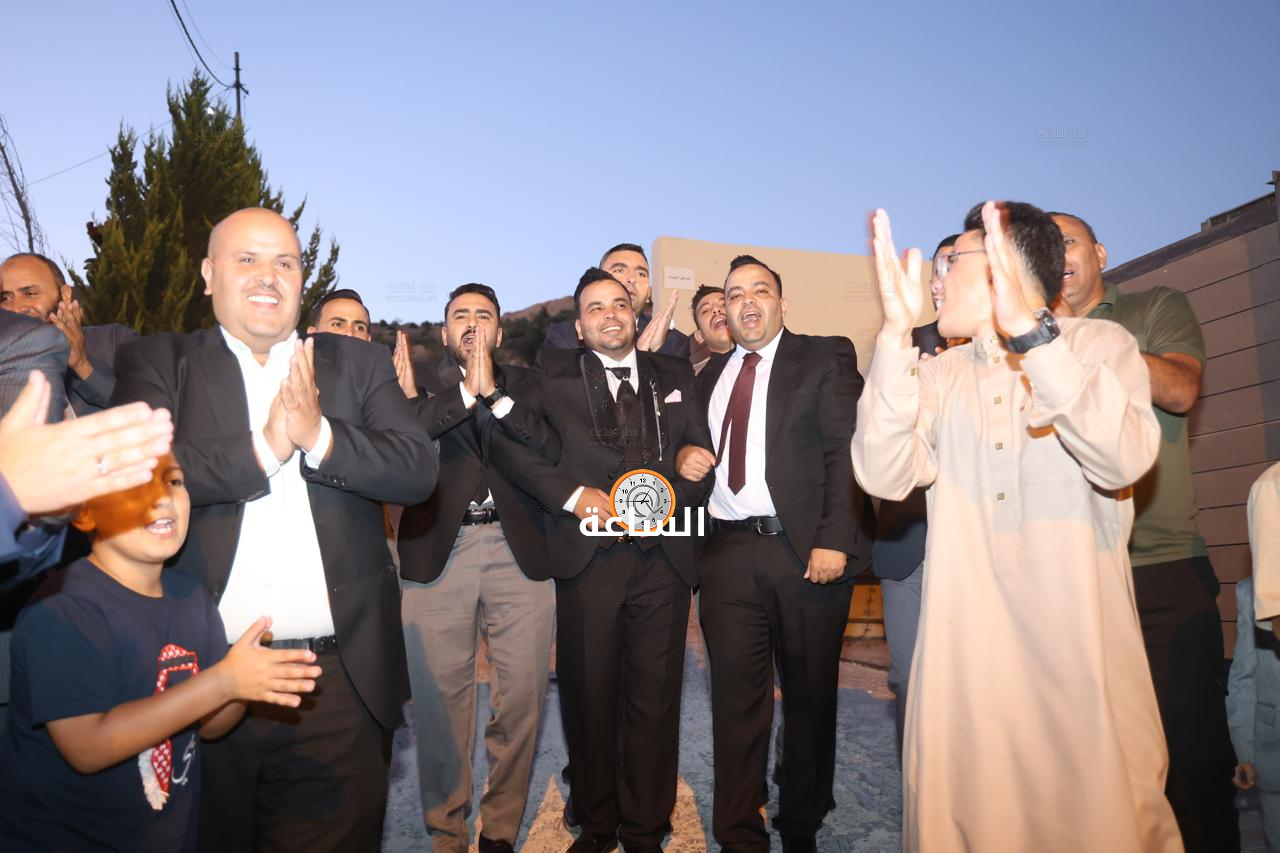 Madar Al-Saa Images 0.6771663522977538