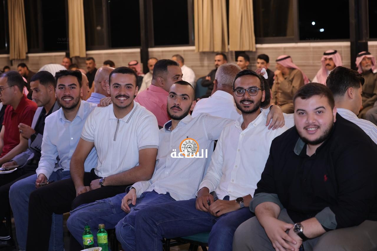 Madar Al-Saa Images 0.9144379296635021