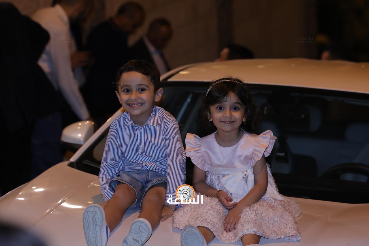 Madar Al-Saa Images 0.455008415788806