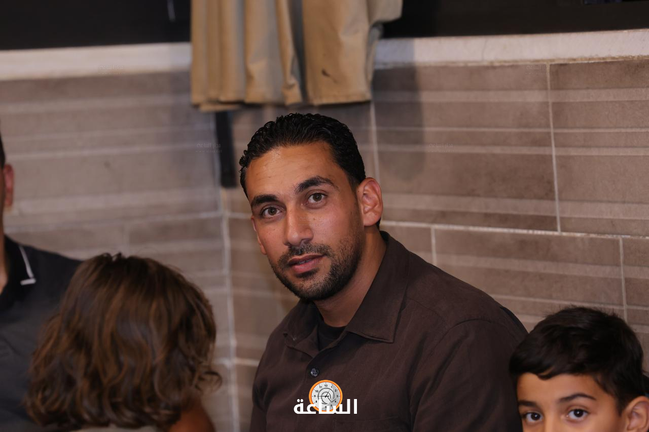 Madar Al-Saa Images 0.22589745576799325