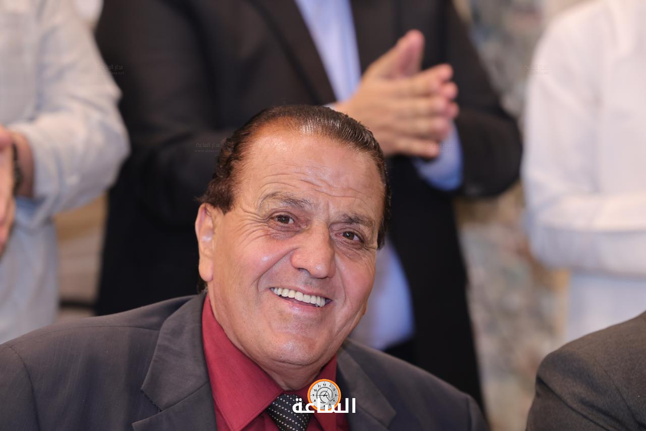 Madar Al-Saa Images 0.9134451332891825