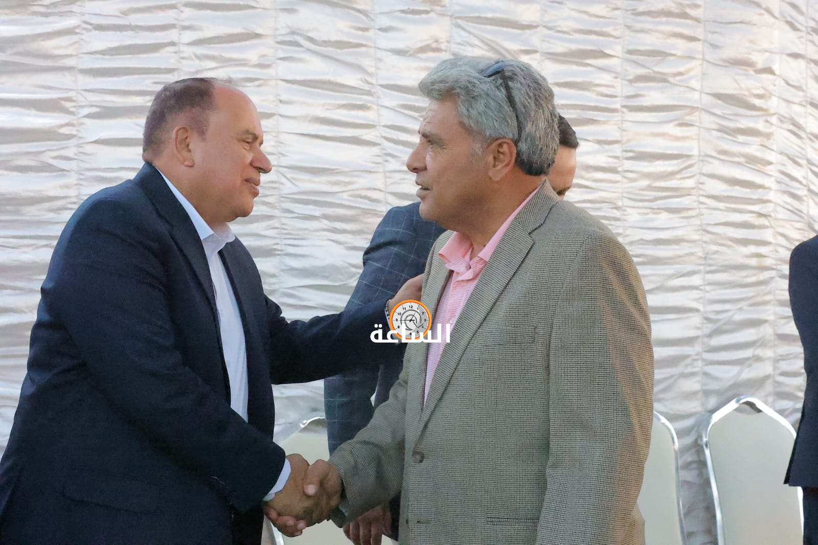 Madar Al-Saa Images 0.9819336880130544