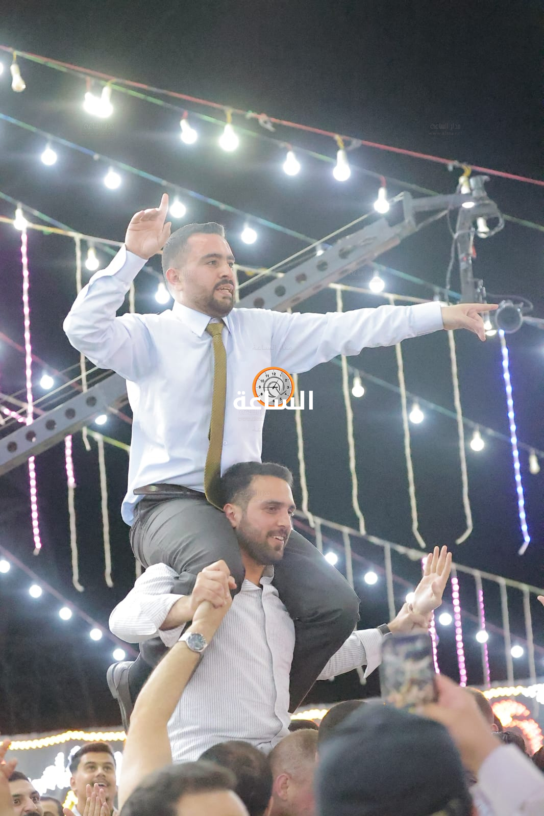 Madar Al-Saa Images 0.637051655705967