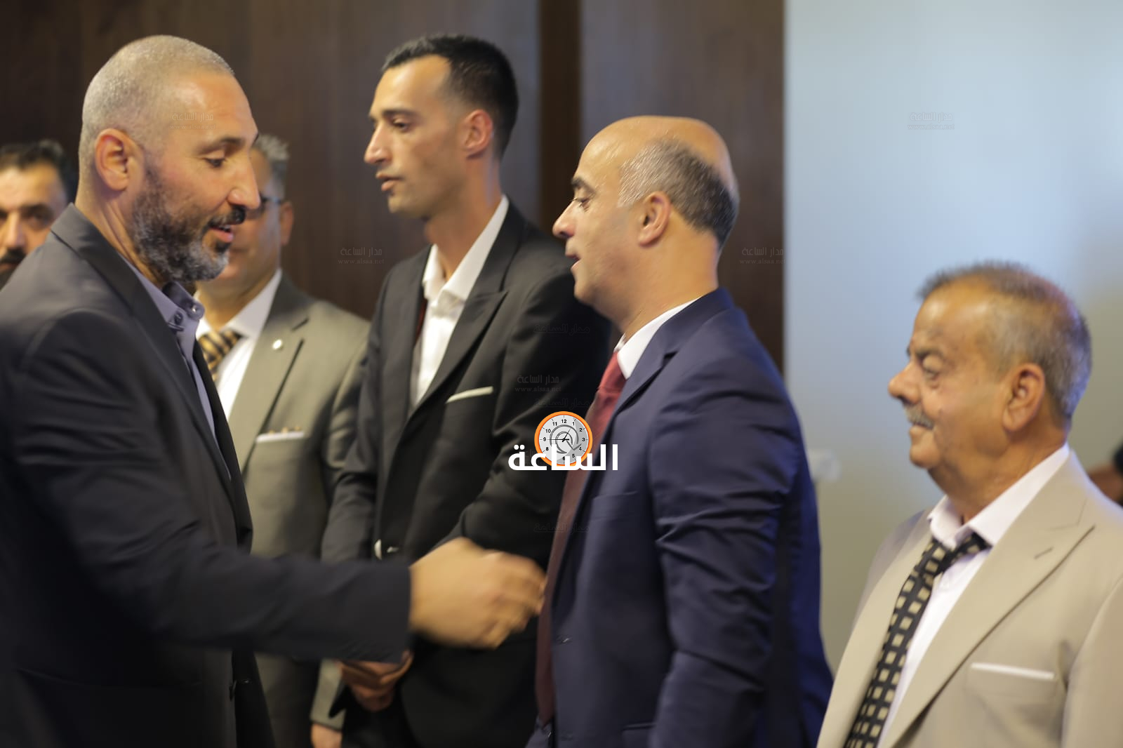 Madar Al-Saa Images 0.4883566374279996