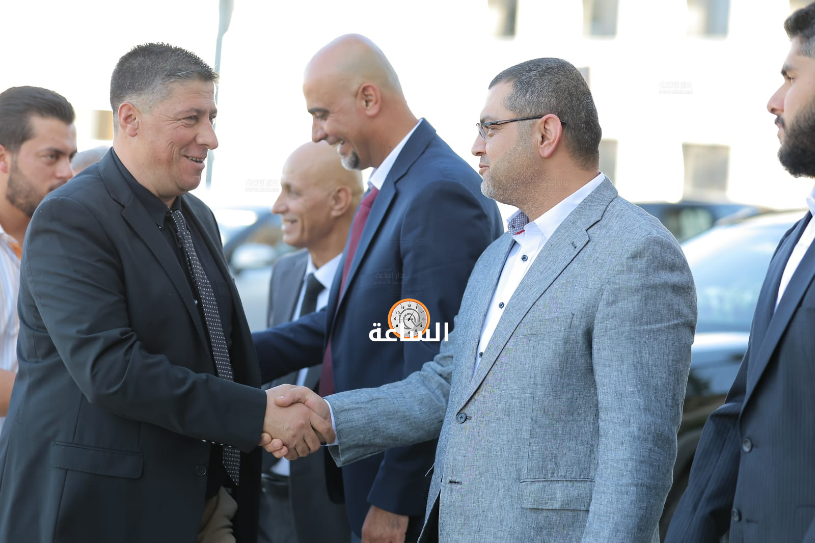 Madar Al-Saa Images 0.8723203359493604