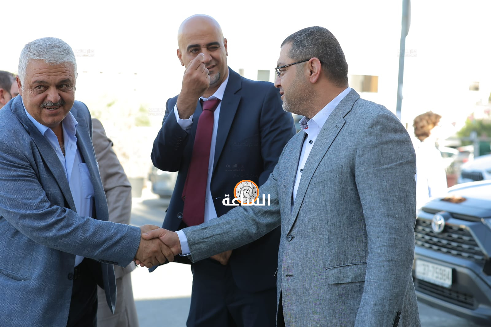 Madar Al-Saa Images 0.4560525573809443