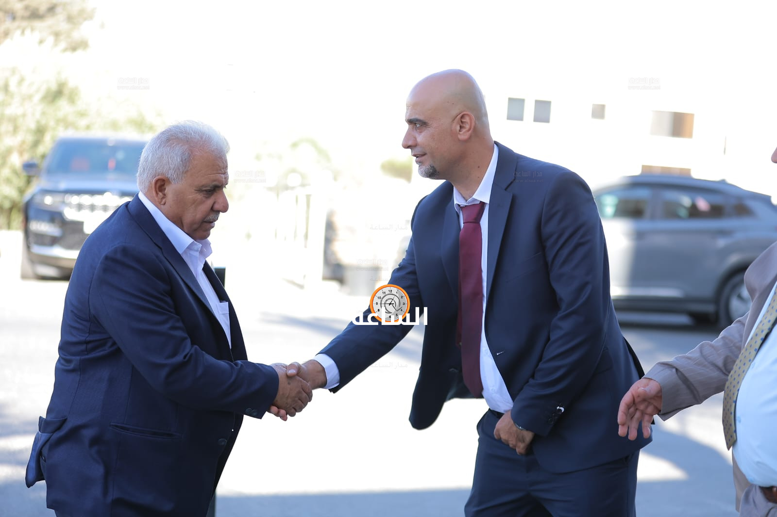 Madar Al-Saa Images 0.27936032757405005