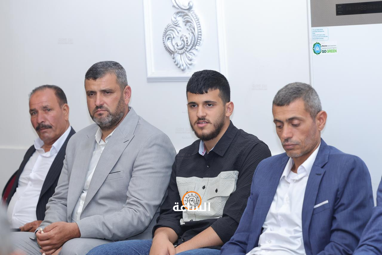 Madar Al-Saa Images 0.046151236057922373