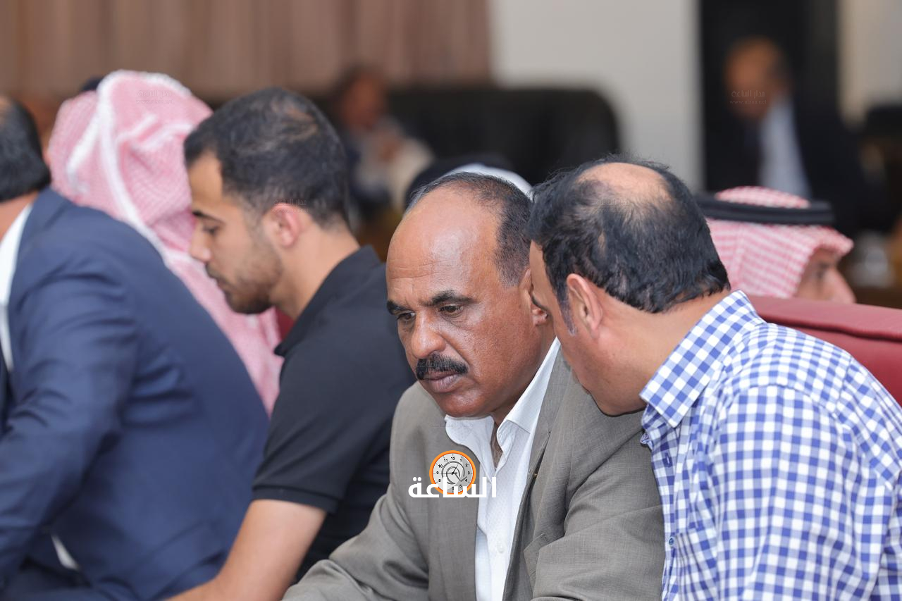 Madar Al-Saa Images 0.06363496805759694