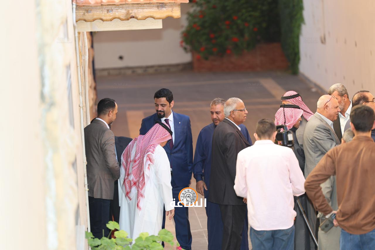 Madar Al-Saa Images 0.781917807324894