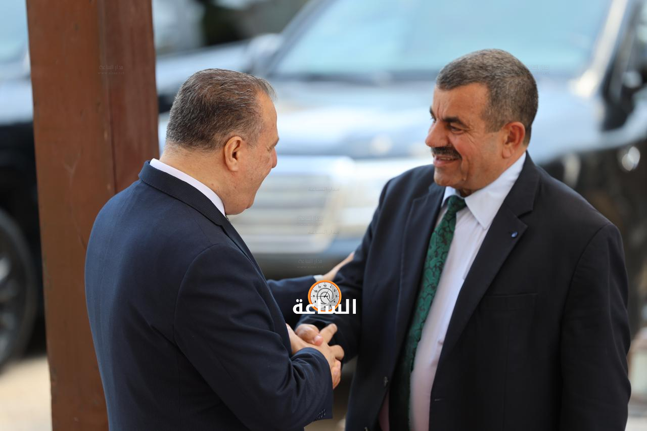 Madar Al-Saa Images 0.9035324376786134