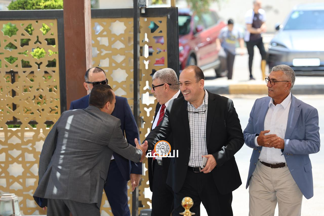 Madar Al-Saa Images 0.5216616478929449