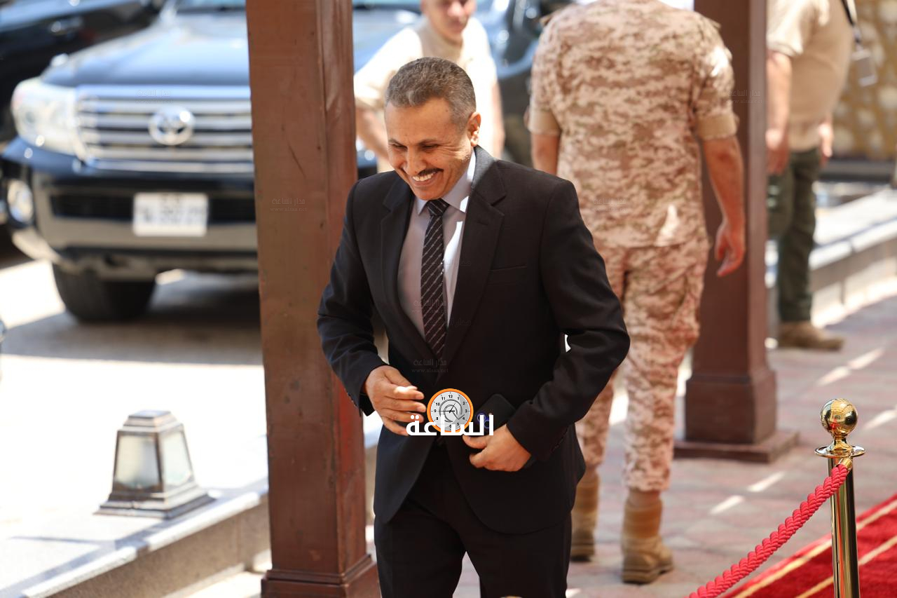 Madar Al-Saa Images 0.1918291011057074