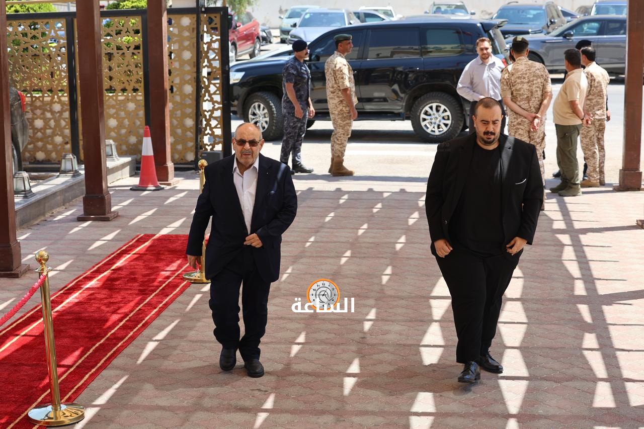 Madar Al-Saa Images 0.2768835879359093