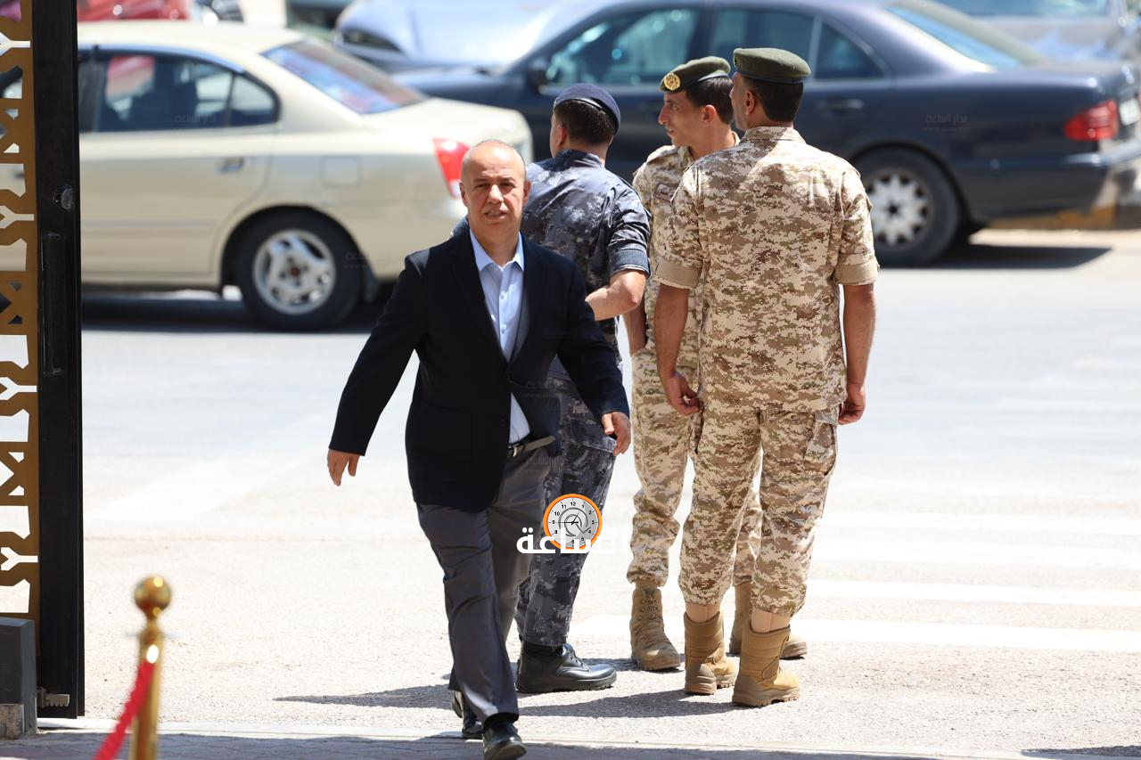Madar Al-Saa Images 0.651231885626641
