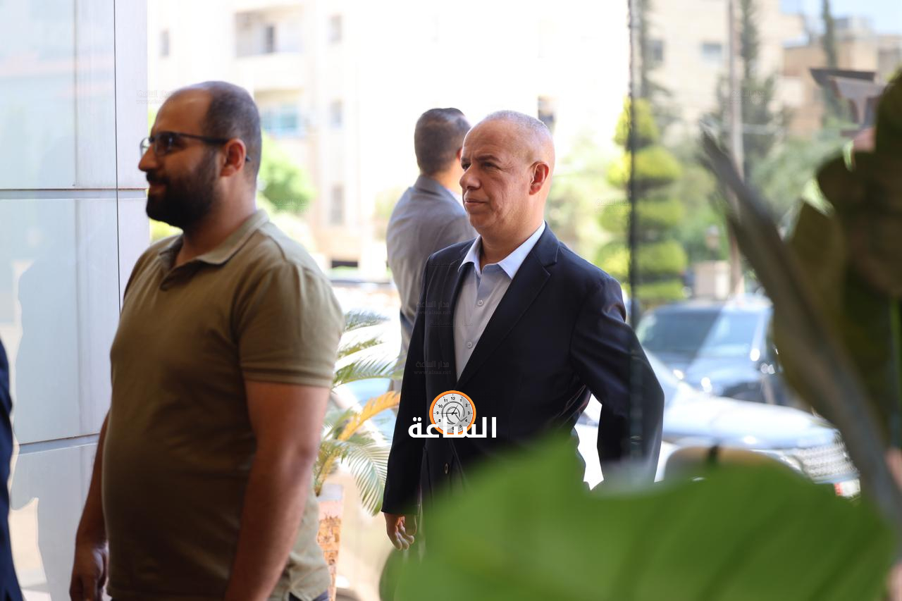 Madar Al-Saa Images 0.9312387498554081