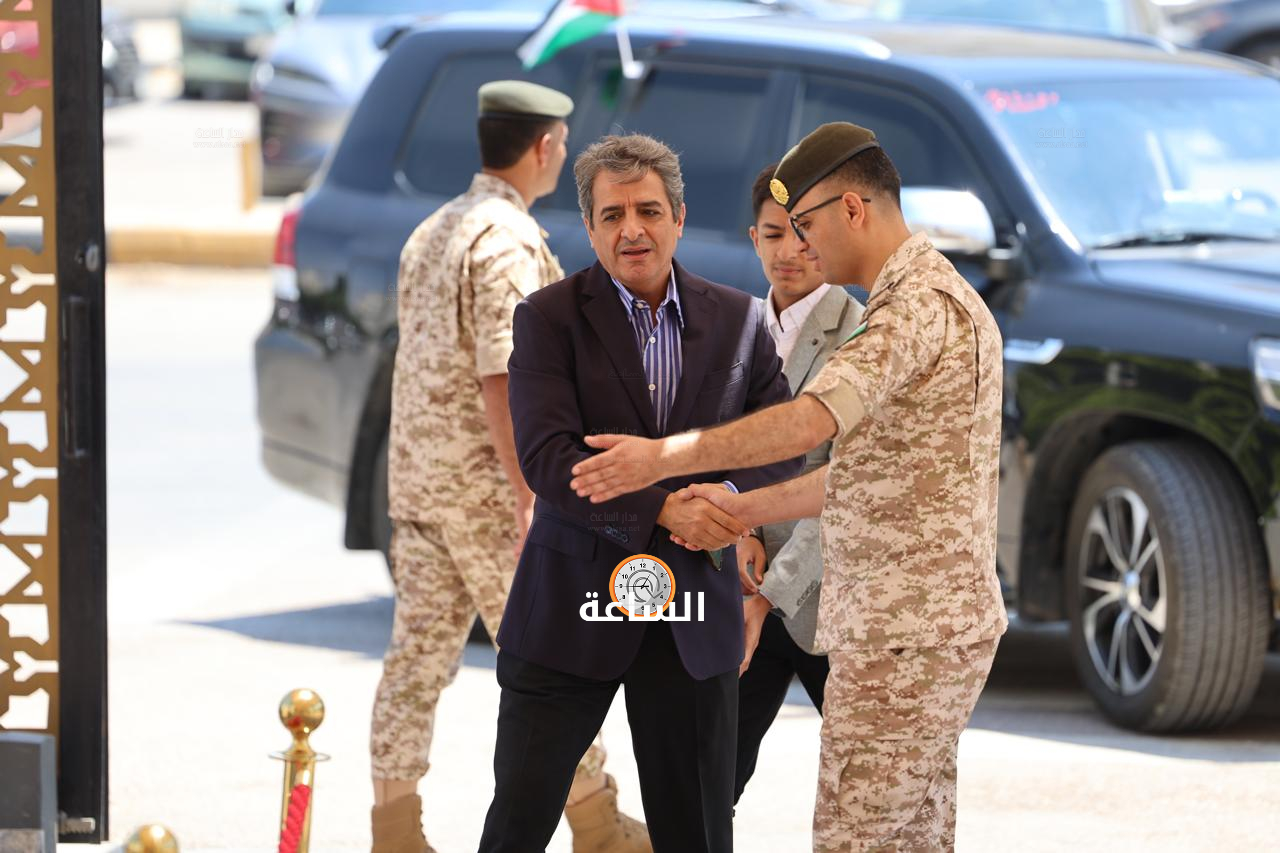 Madar Al-Saa Images 0.8391067376578624