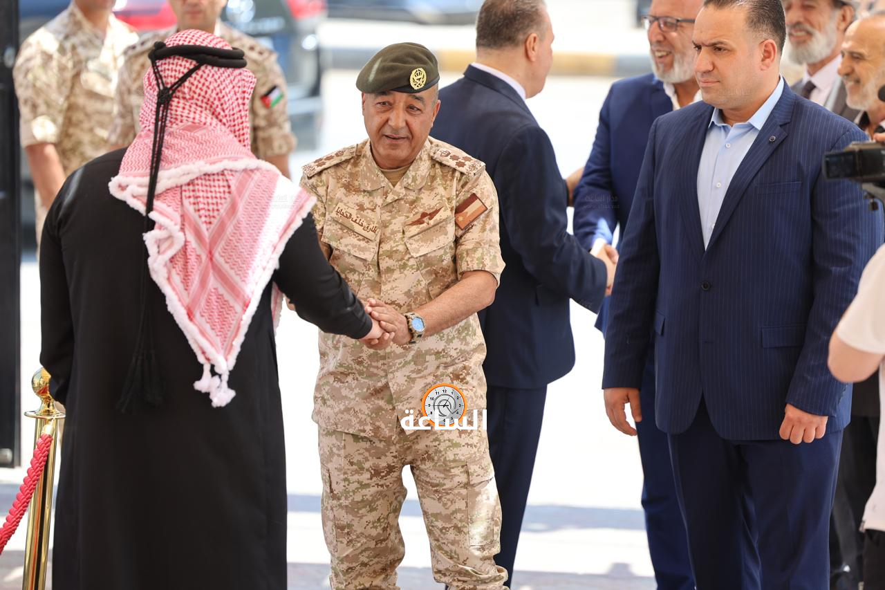 Madar Al-Saa Images 0.7441582690941707