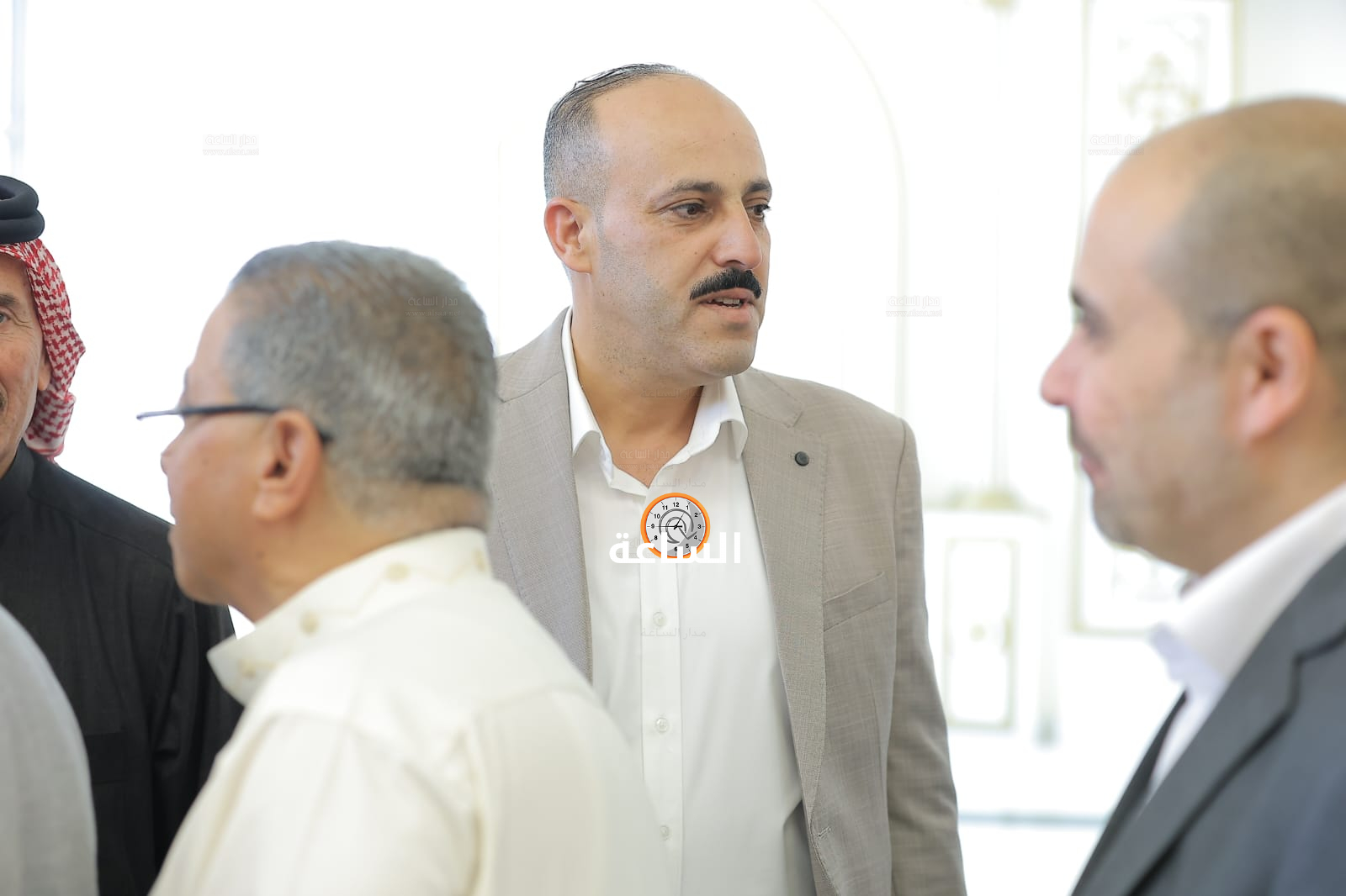 Madar Al-Saa Images 0.10580259426138061