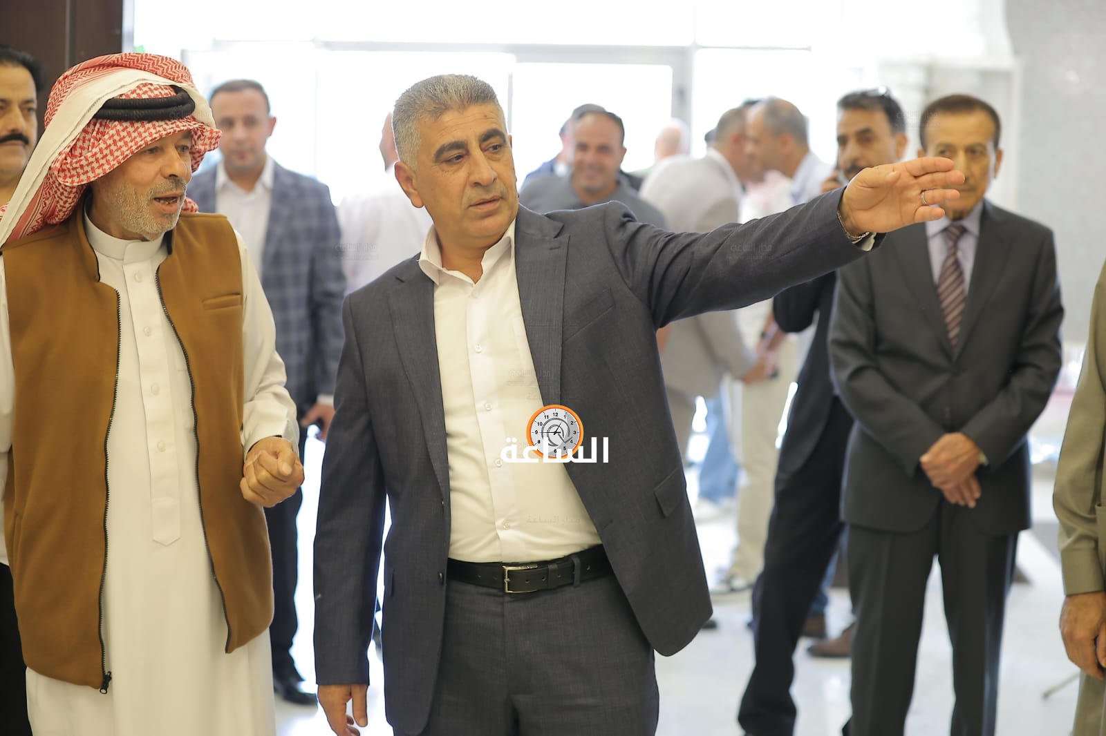Madar Al-Saa Images 0.7514987388428974