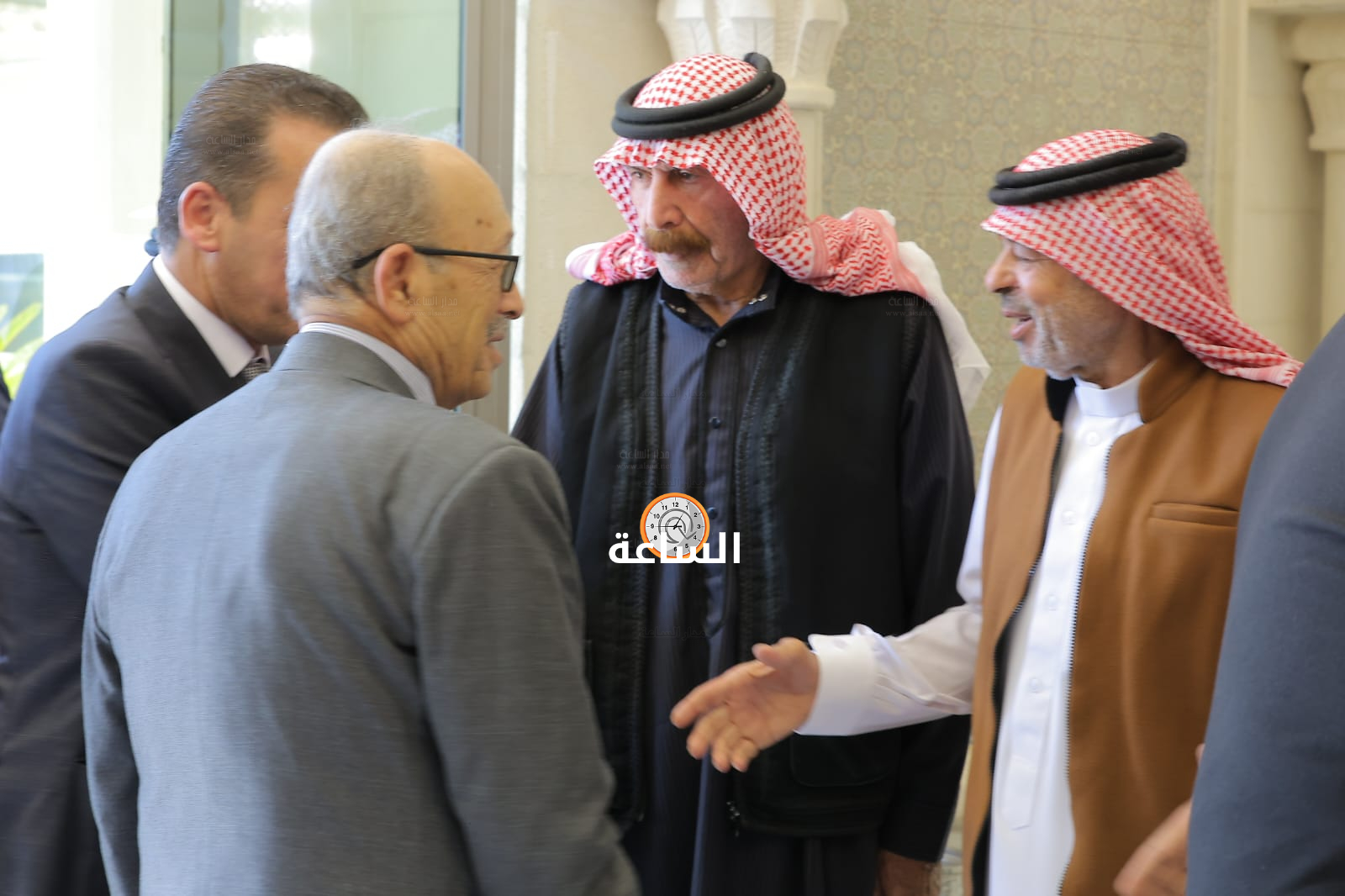 Madar Al-Saa Images 0.8726794138313285