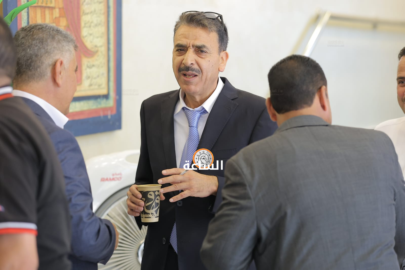 Madar Al-Saa Images 0.7057927089898282