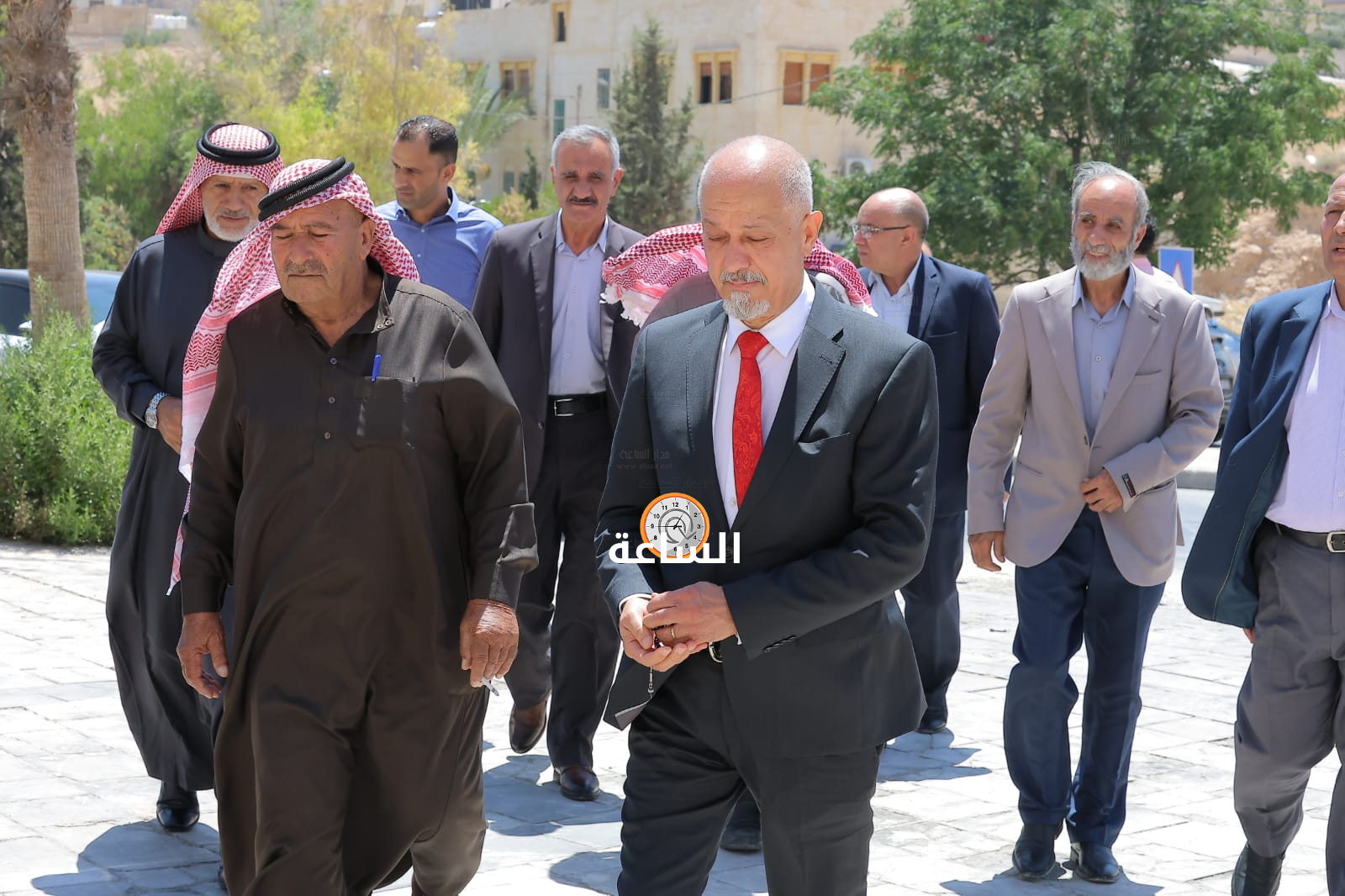 Madar Al-Saa Images 0.9950885456581933